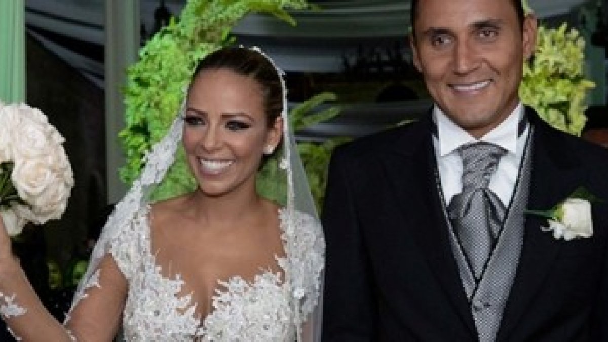 El portero del Real Madrid, el costarricense Keylor Navas, y su ahora esposa, son católicos, no evangélicos como algunos decían