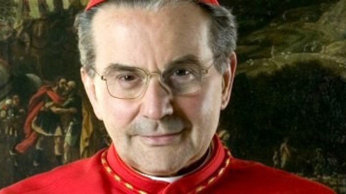El cardenal Caffarra cree que el demonio se esfuerza en potenciar una creación alternativa a la de Dios, que, por supuesto, a medio plazo hará daño al hombre