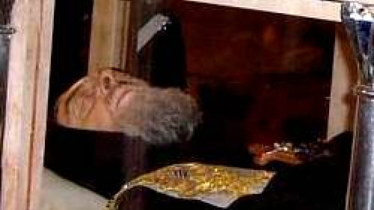 Cuerpo incorrupto del Padre Pío, normalmente en San Giovanni Rotondo