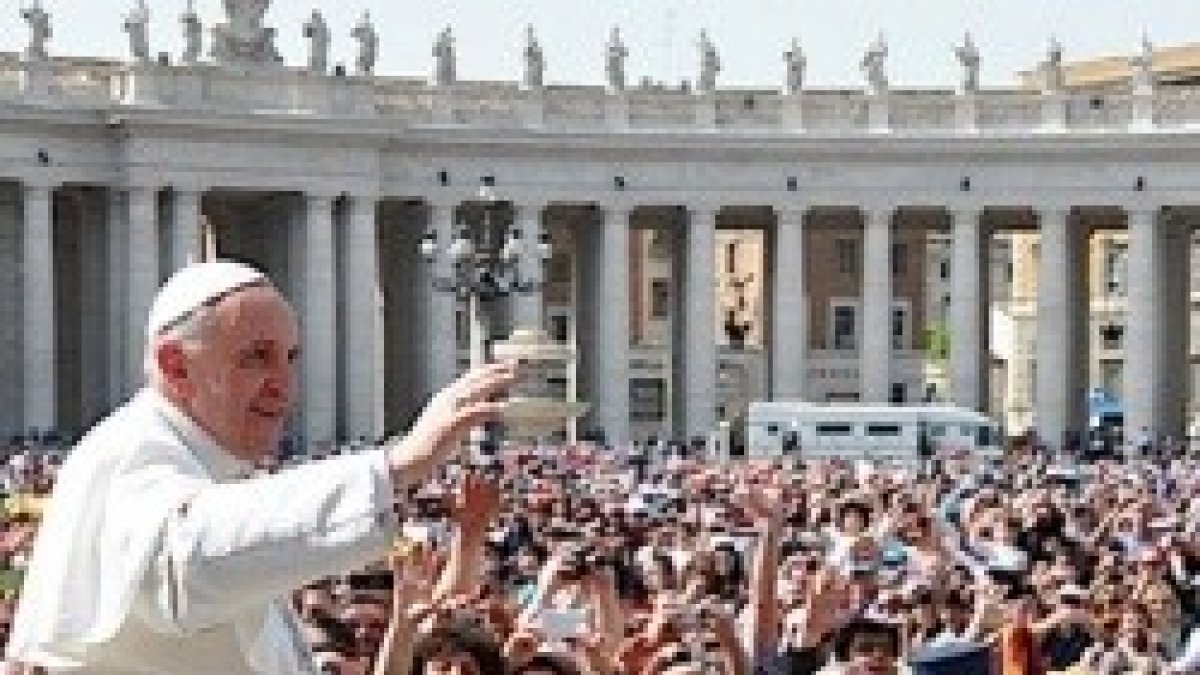 El Papa Francisco, en su audiencia de los miércoles, está tratando el tema de la familia