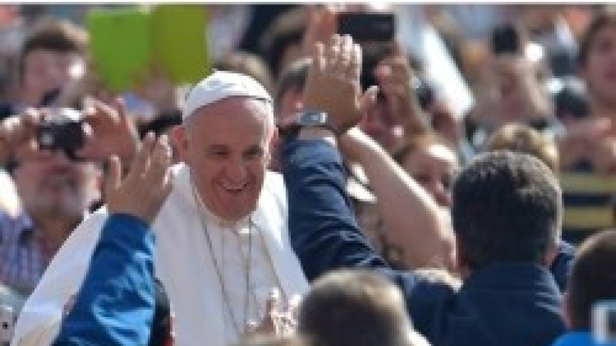 El Papa aprovecha las audiencias de los miércoles para impartir sus catequesis y saludar a miles de fieles peregrinos