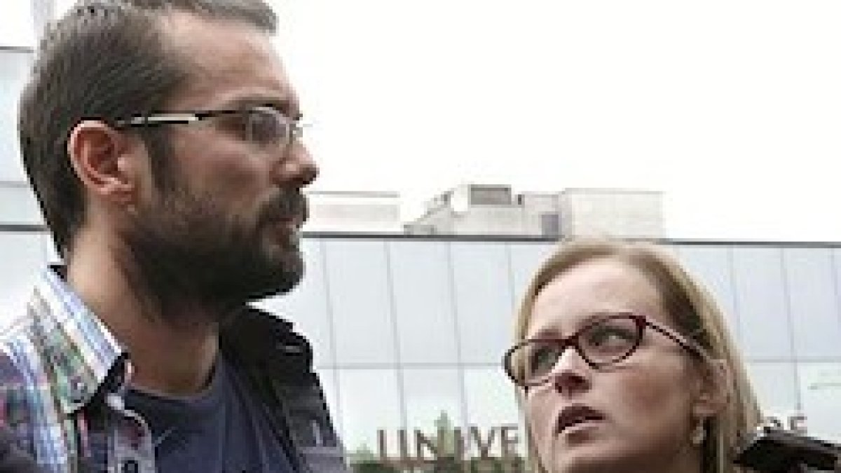 Antonio y Estela, los padres de Andrea.