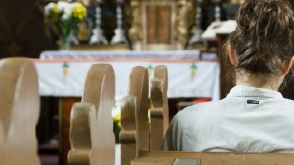 Un impulso creciente de oración, entrega y luego de vida oculta y retirada la llamaban a la vida de clausura