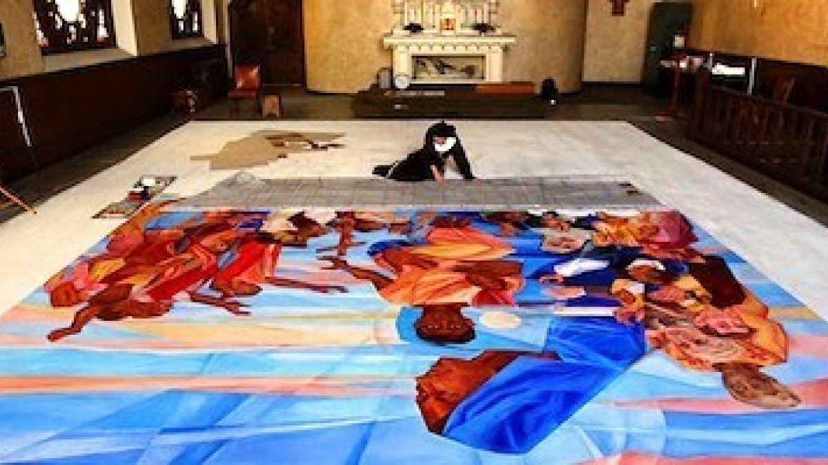 La obra a la que está ahora consagrada la hermana Mary tiene 50 metros cuadrados de superficie.