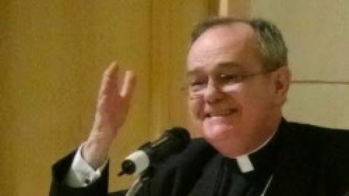 Juan Claudio Sanahúja vigila y analiza los movimientos de las entidades anti-vida y anti-familia desde su boletín Noticias Globales