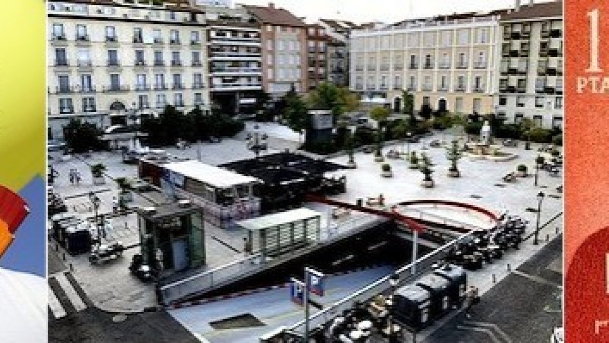La Plaza de Vázquez de Mella se encuentra en el barrio de Chueca, donde desde hace años abundan los establecimientos para homosexuales y se celebran las fiestas del Orgullo Gay.
