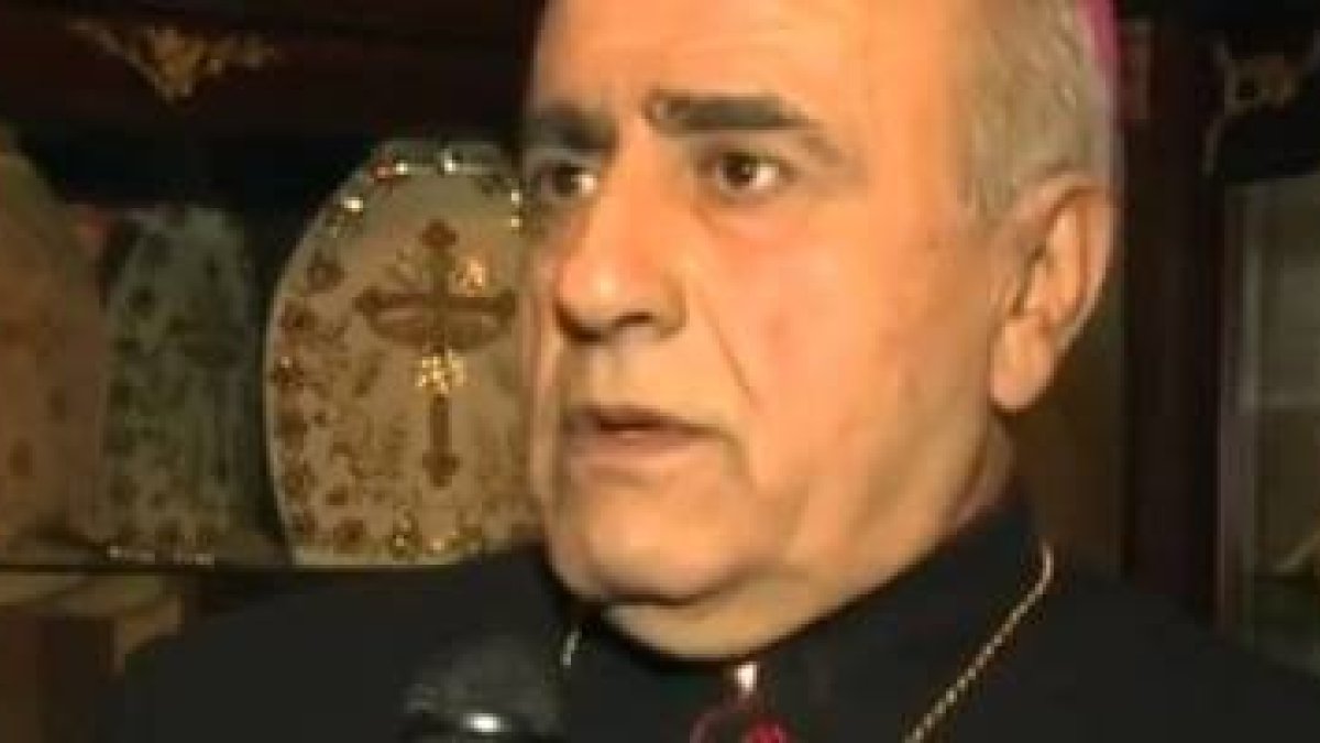 El arzobispo siro-católico de Hassaké explica que EEUU no ataca a yihadistas de Al-Nusra y pide liberar una ciudad asediada por Estado Islámico