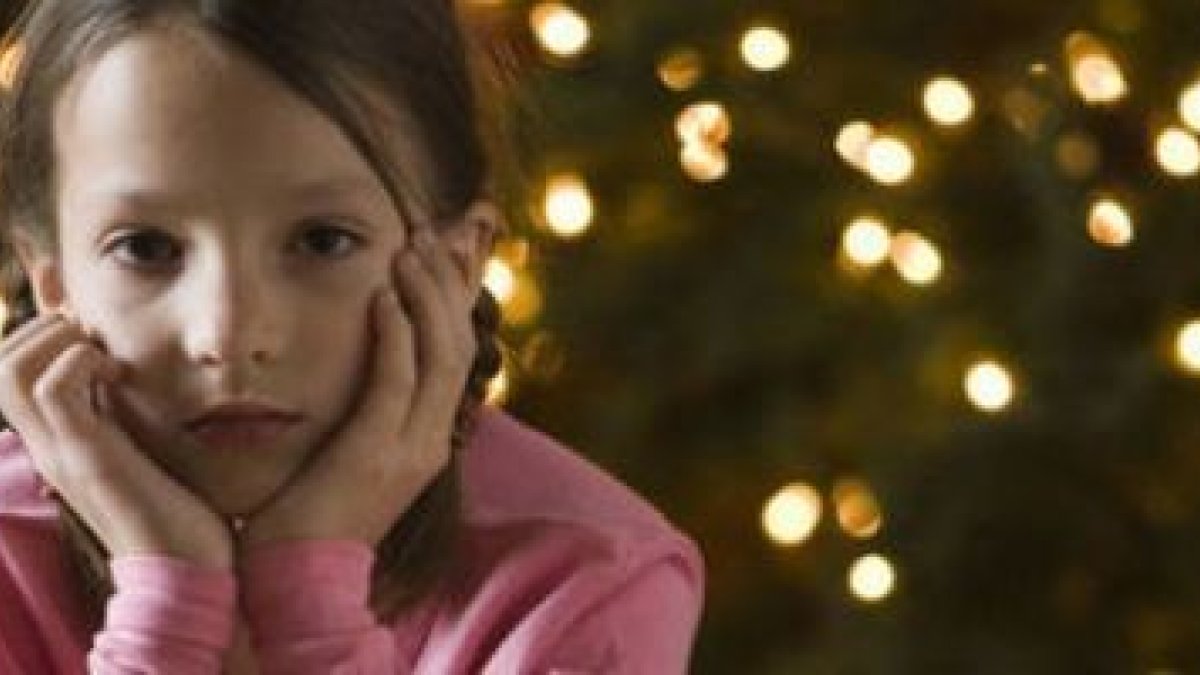 Un árbol sin referencia a Jesús no basta para dar sentido a la Navidad, y atiborrarse de regalos y consumo tampoco