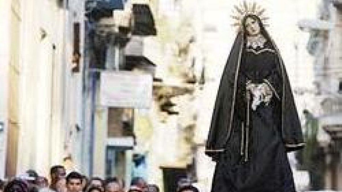 Una procesión de Semana Santa en Cuba