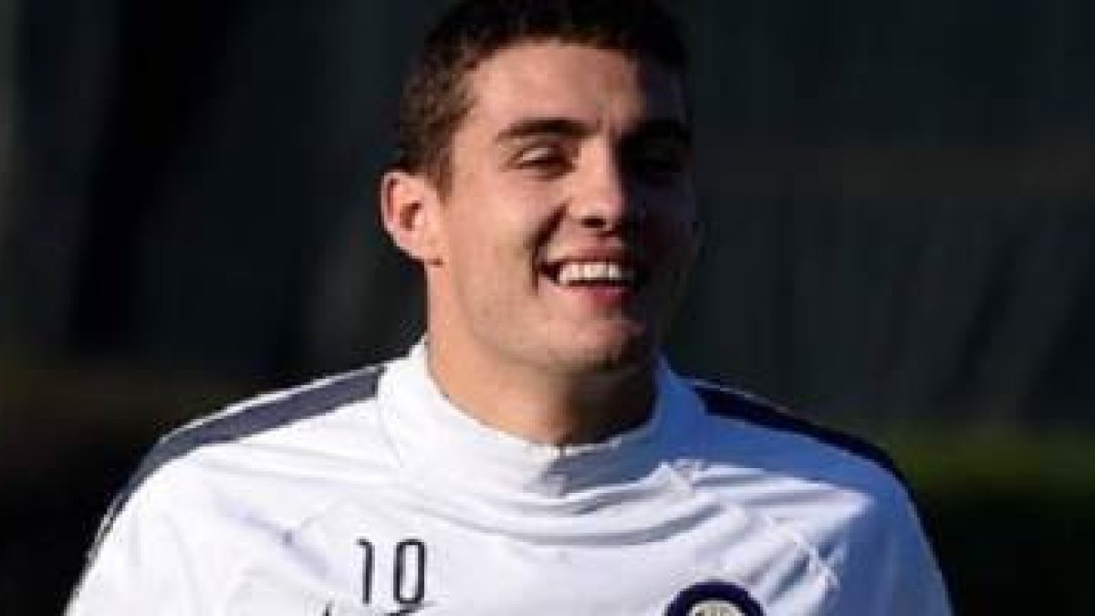 Al vestir el blanco del Real Madrid, Mateo Kovacic da un paso más en su veloz carrera en el fútbol de élite - la fe le mantiene fuerte y humilde, dice