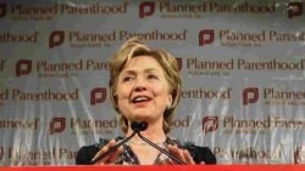 Hillary Clinton en un acto de la multimillonaria patronal abortista Planned Parenthood que financia sus campañas