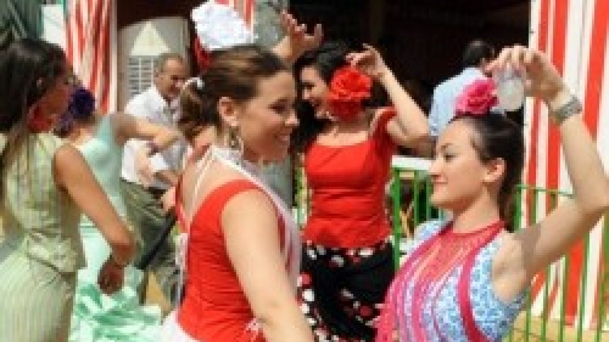 Pese a los graves problemas económicos, 85 de cada 100 españoles dicen ser bastante o muy felices