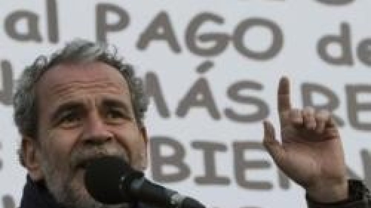 El actor y activista Willy Toledo critica a la nueva izquierda populista por ser poco laicista y aplaudir al Papa