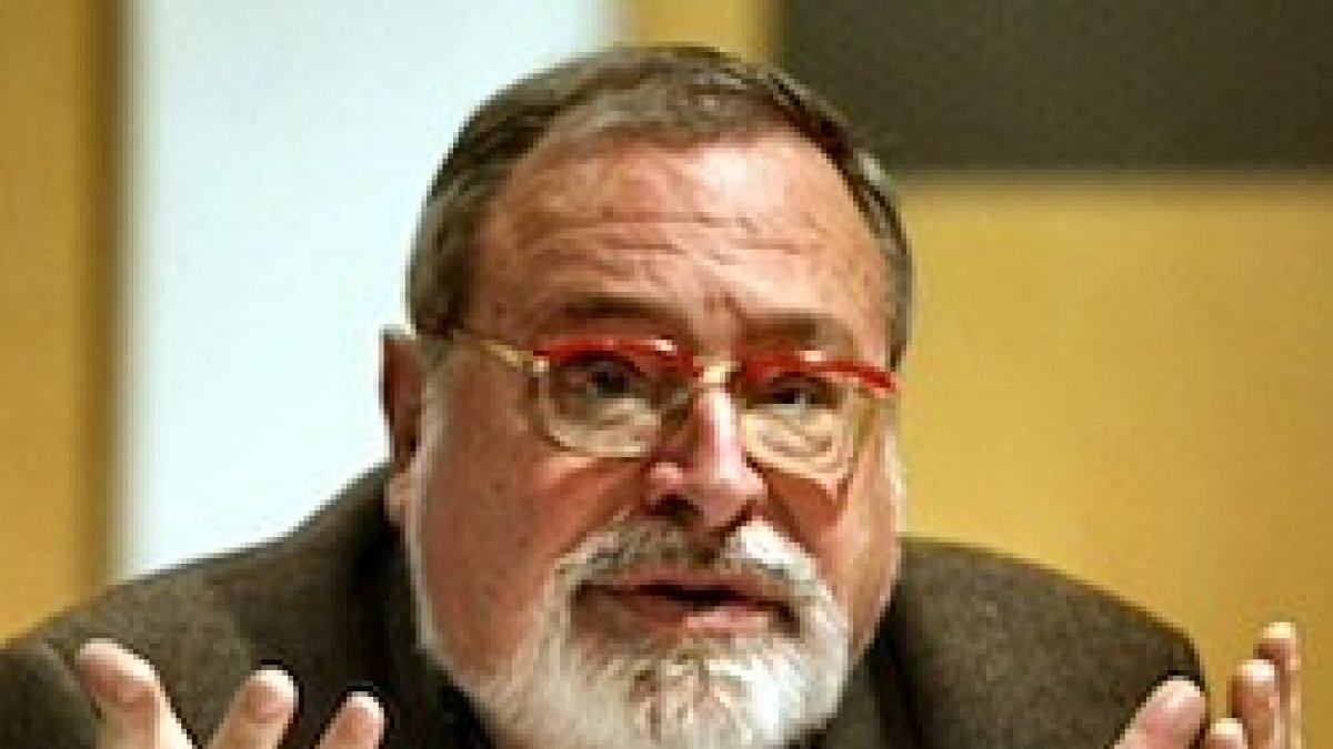 Fernando Savater destaca la injusticia cometida con el niño al privarle de la filiación.