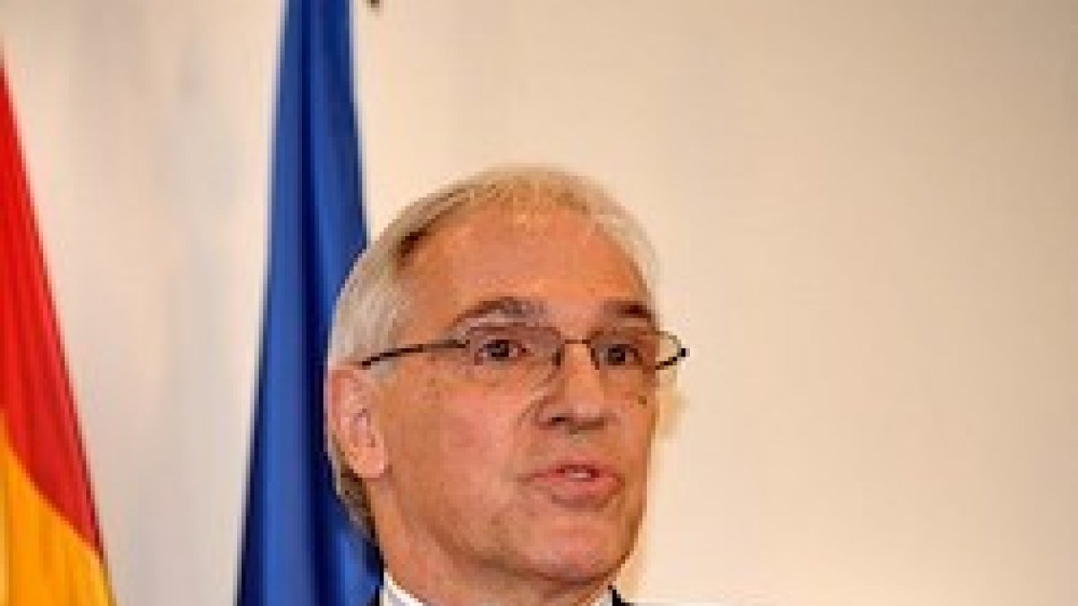 Nicolás Jouve destacó que las células madre embrionarias, que implican la destrucción de seres humanos, han dejado de utilizarse por ineficaces.