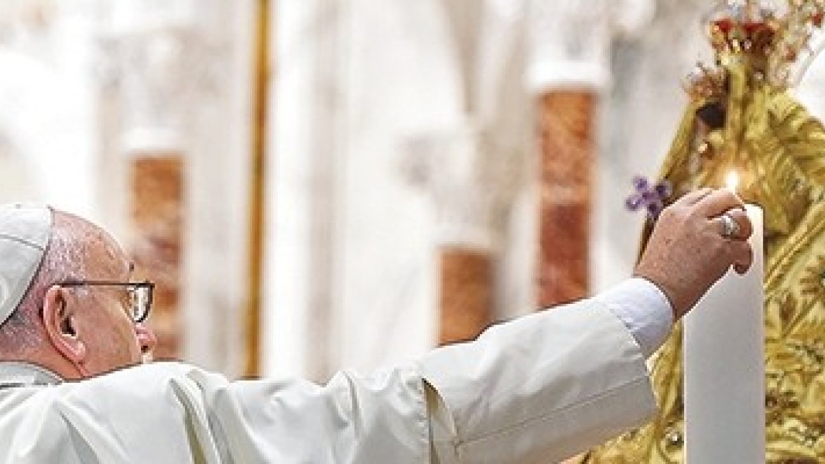 El Papa Francisco, como sus dos predecesores, oró en el Santuario de la Virgen de la Caridad del Cobre, símbolo de unión de los cubanos