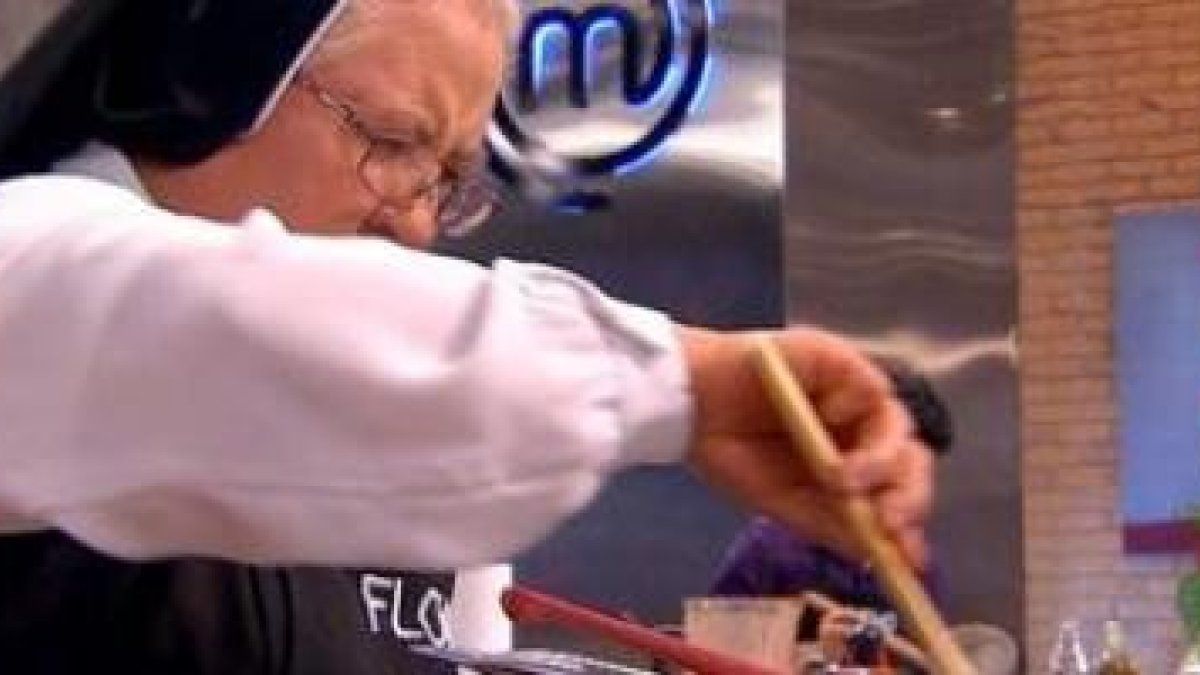 La Hermana Flor en la cocina de MasterChef... ha vivido en varios países y eso le da herramientas para competir