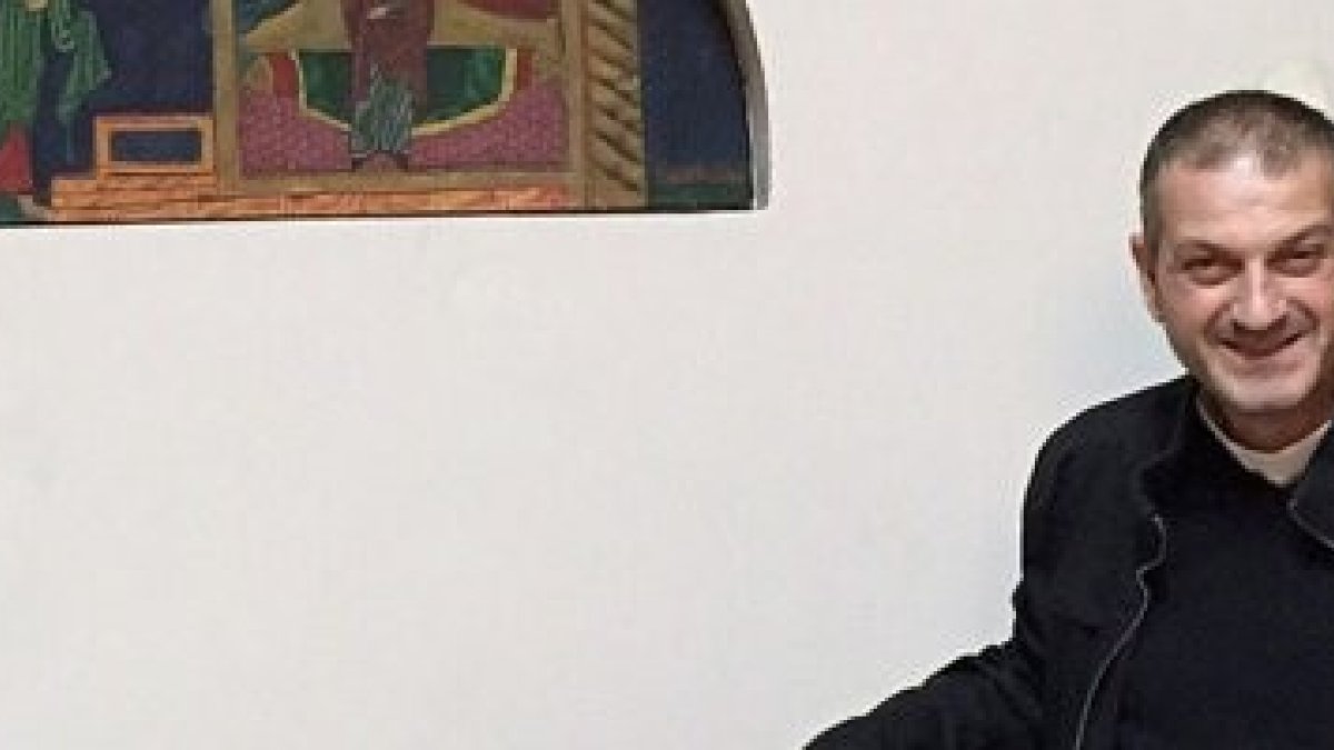 El padre Jacques Mourad explica las duras condiciones de su cautiverio, que incluyeron simulacros de ejecución