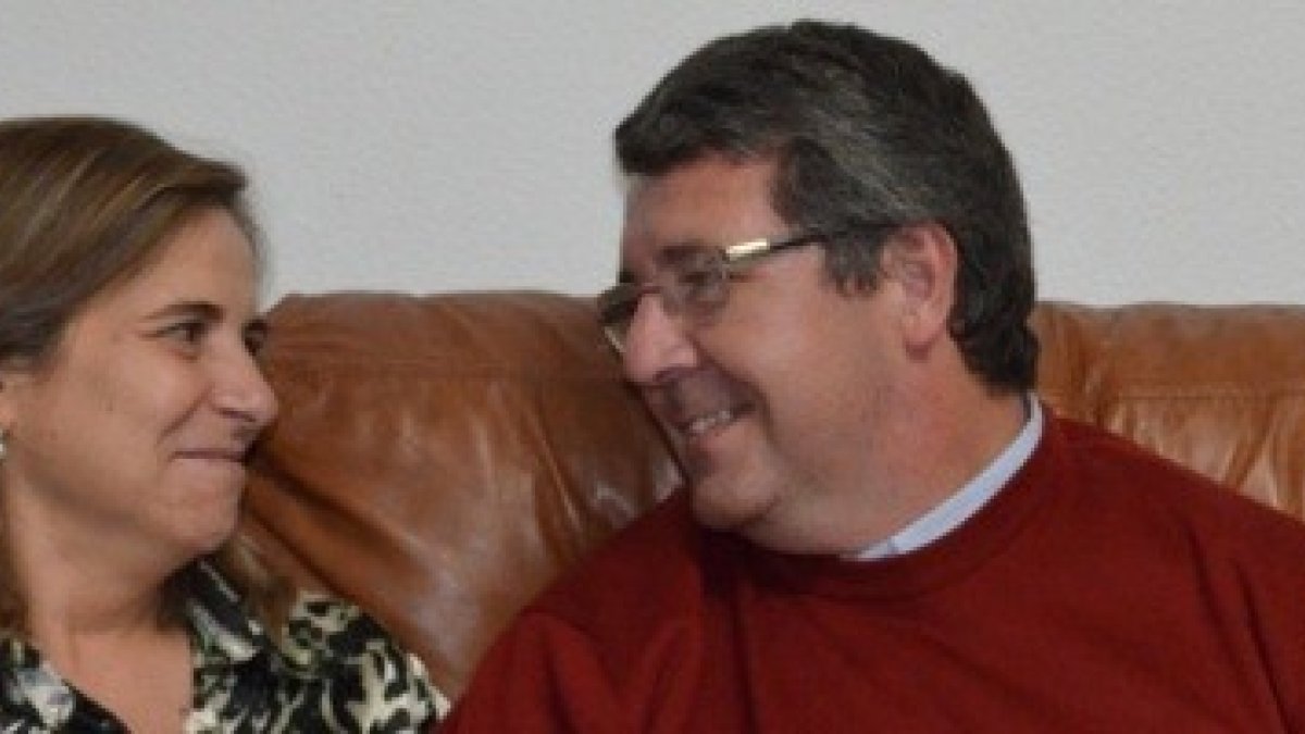 Juan y María Rosa han cumplido 25 años de casados y están muy felices; superaron una crisis de 12 años y ayudan a otras parejas