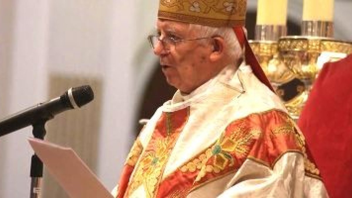 El cardenal Cañizares, durante su homilía del Corpus de 2016, cuando pidió no obedecer las leyes inicuas de ideología de género