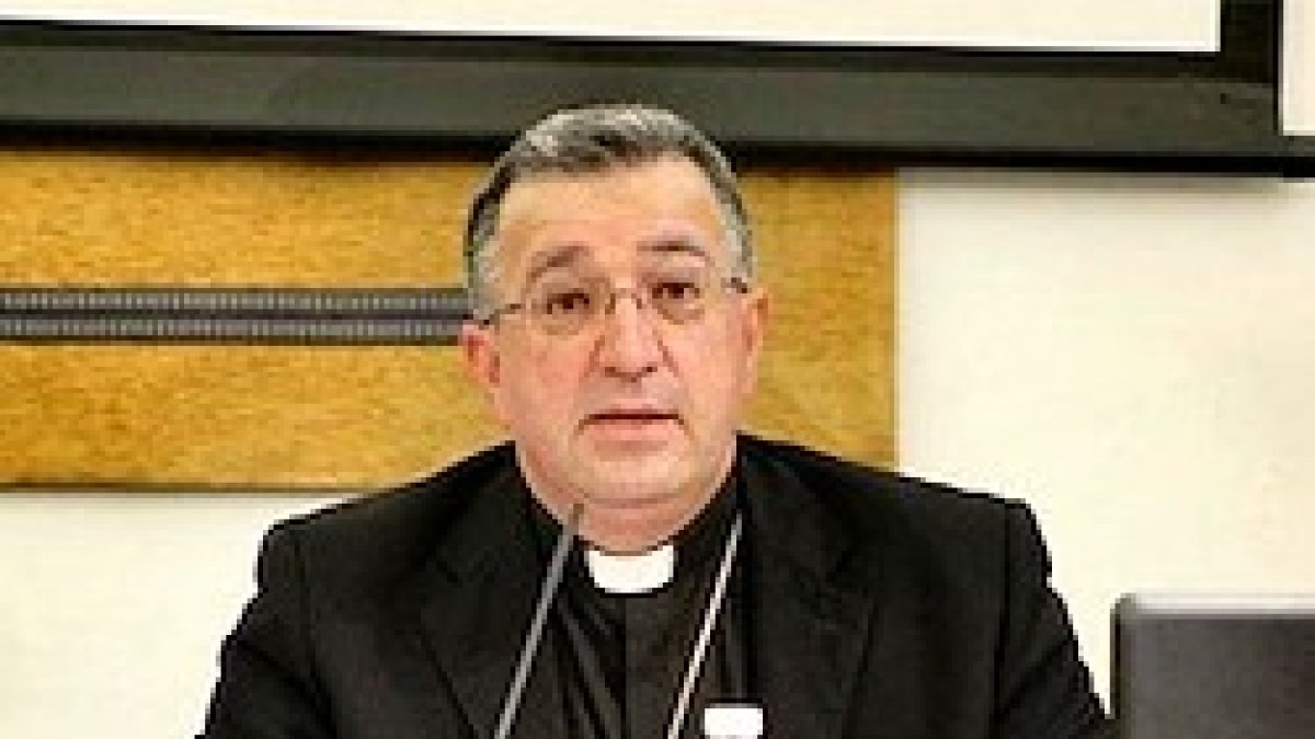Ginés García Beltrán, obispo de Guadix y presidente de la comisión episcopal para los medios de comunicación.