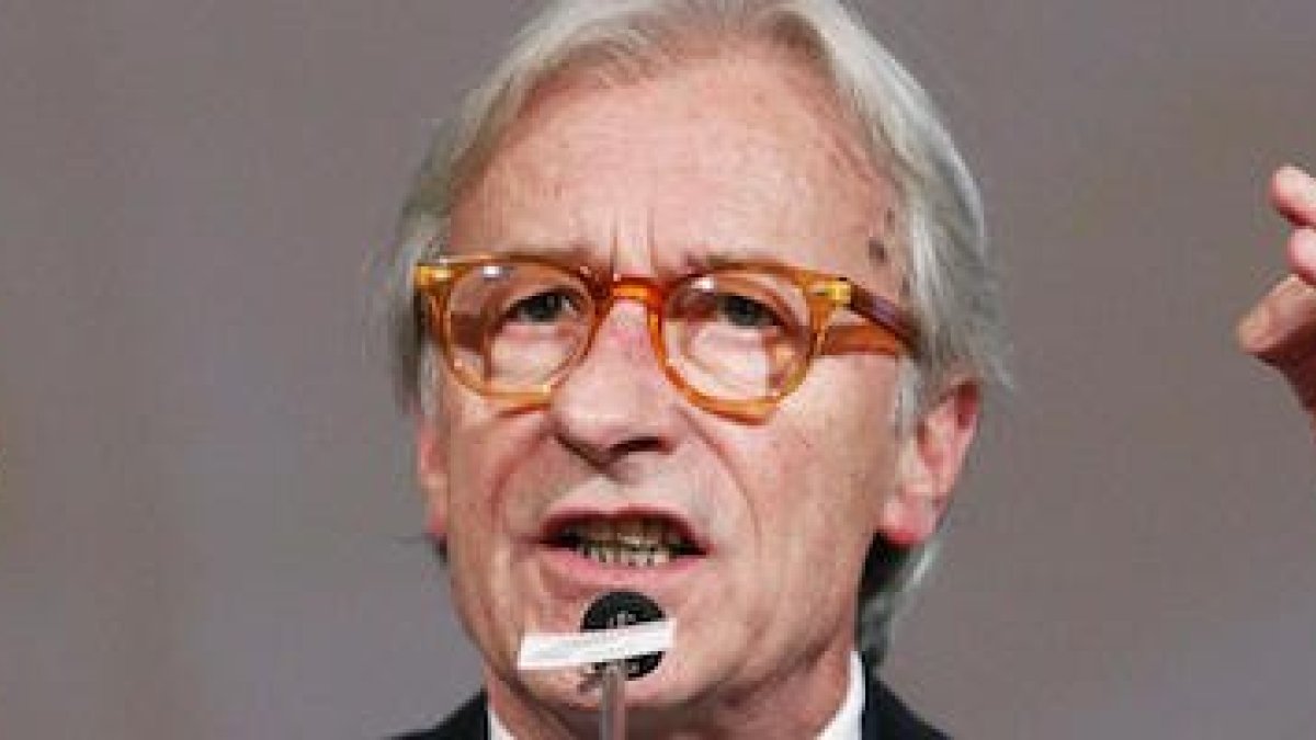 Vitorio Feltri, director del periódico italiano Libero, críticamente duramente los ataques de musulmanes contra iglesias en Venecia