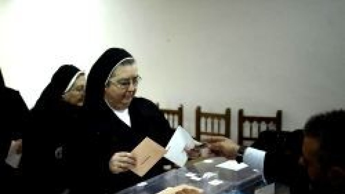 9 de cada 10 votantes del PP se declaran católicos... y 8 de cada 10 votantes del PSOE