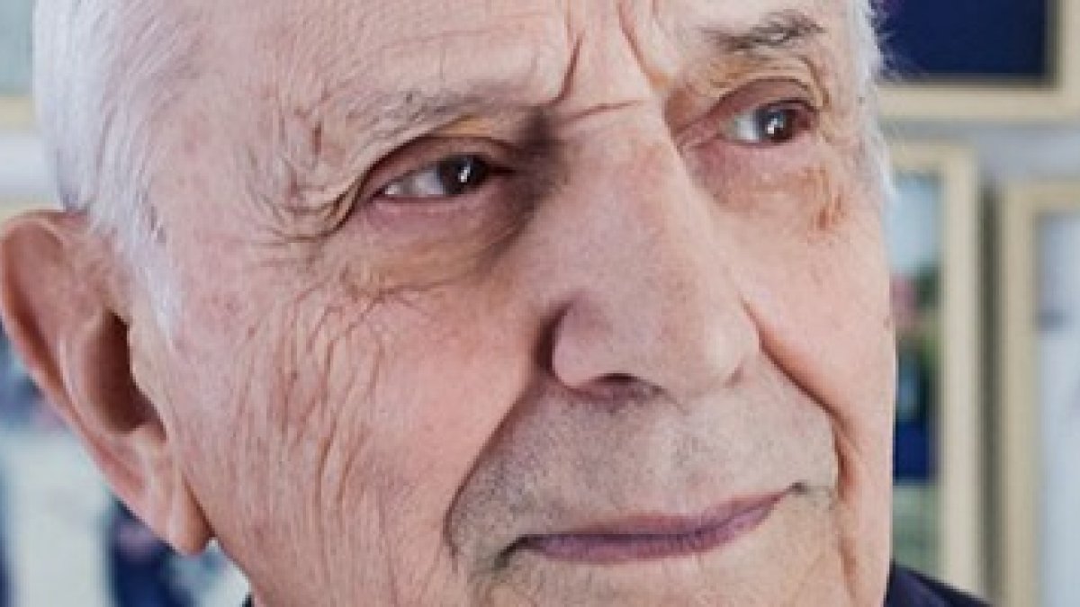 José Luis Olaizola, premio Planeta: «La literatura es tan importante como la familia, pero no más»