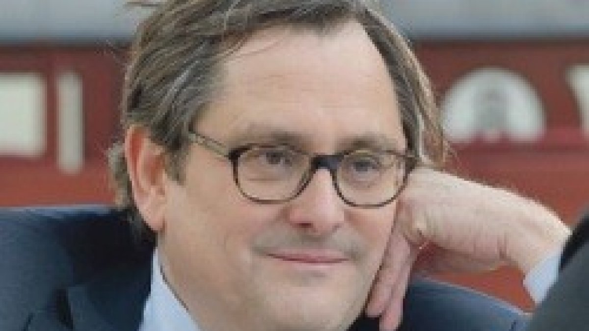 Recuerda también la polémica surgida en torno a la Vicepresidenta del Congreso de los Diputados con respecto a que