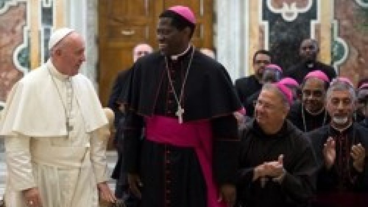 Francisco se reúne con los obispos de territorios de misión congregados en Roma para un seminario
