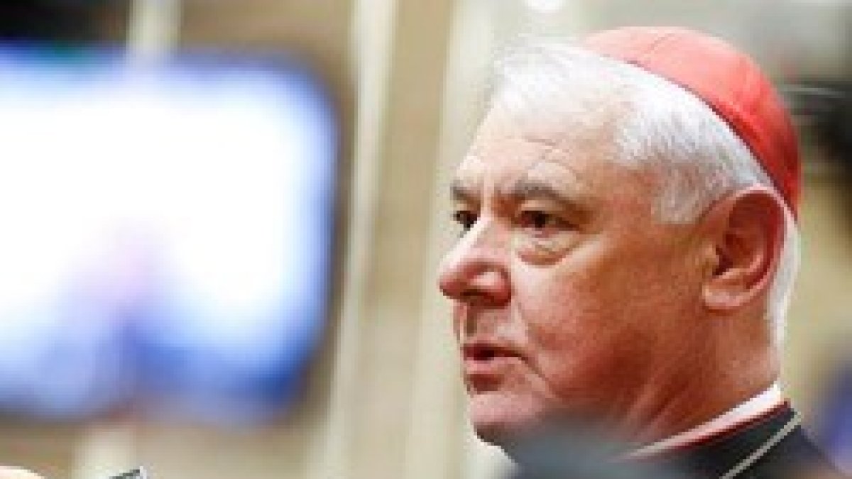 El cardenal Müller preside Doctrina de la Fe - el nuevo texto habla de jerarquía y nuevos movimientos