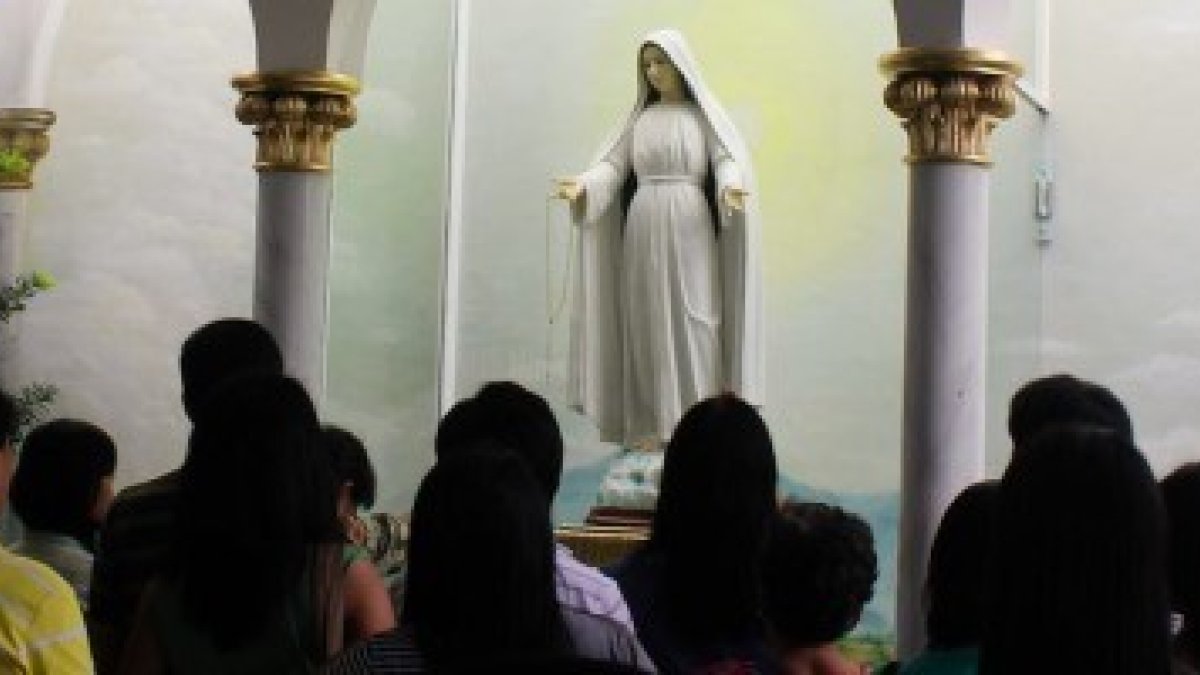 La Virgen de Lipa, Mediadora de Todas las Gracias, en Filipinas... pero Roma niega el origen sobrenatural de esta advocación