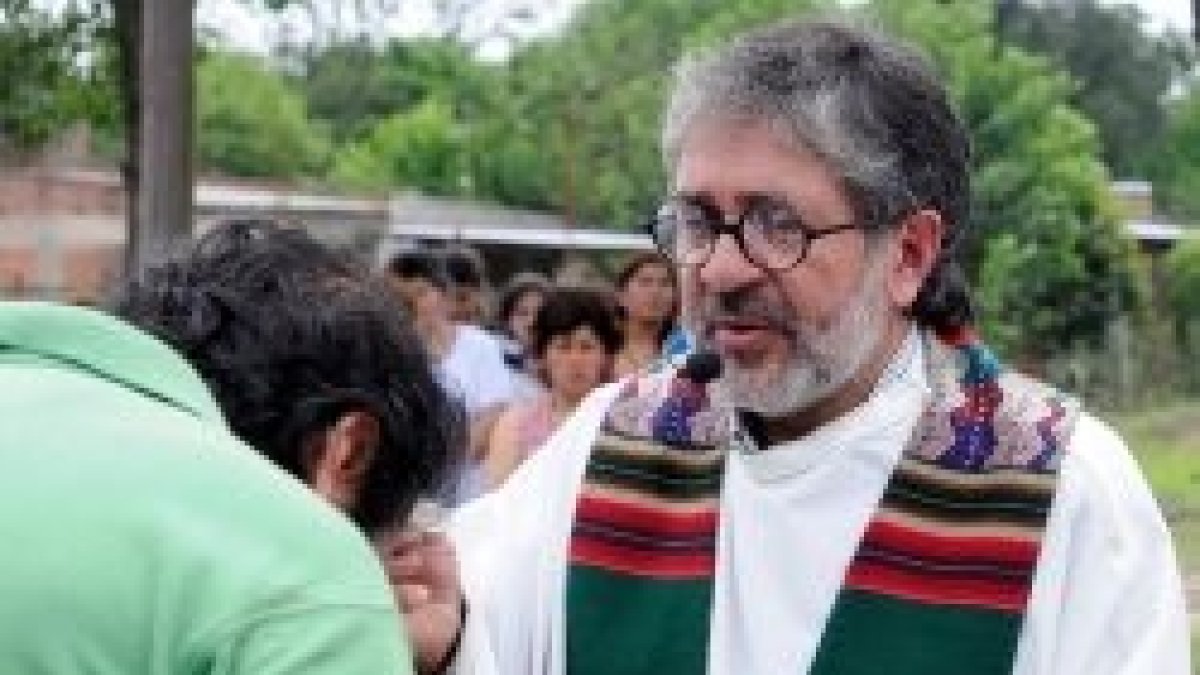 El sacerdote Juan Viroche, que ha muerto en Tucumán en extrañas circunstancias - ¿suicidio o asesinato?