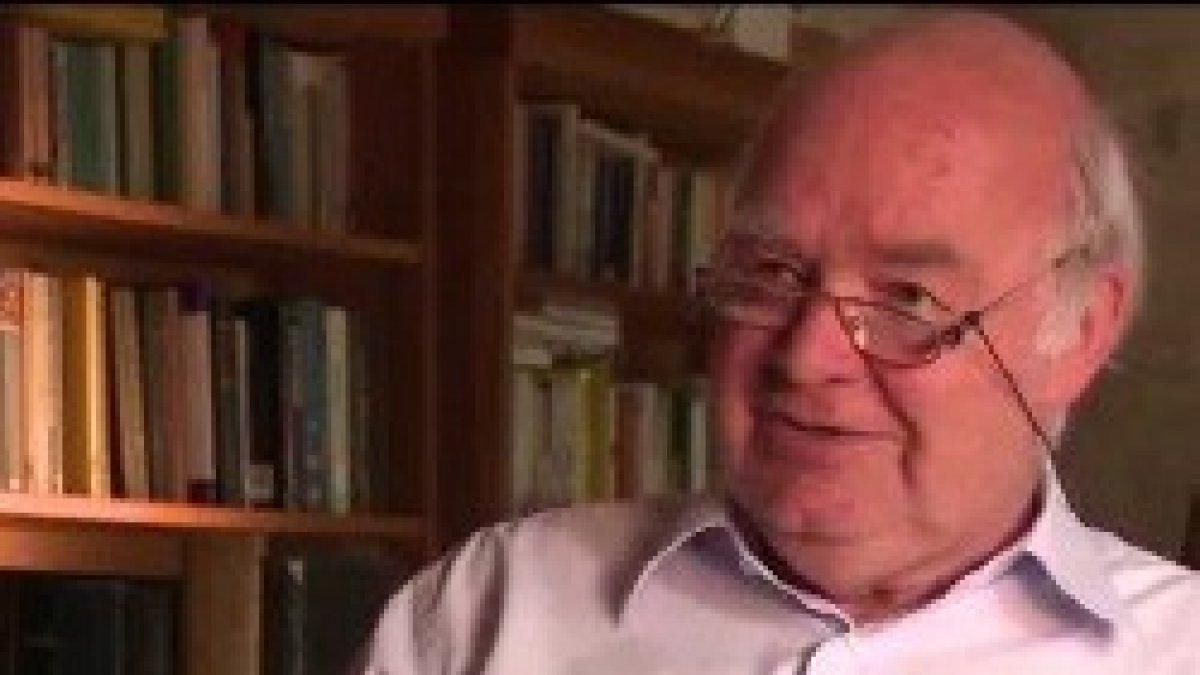 El catedrático de matemáticas John Lennox refuta las acusaciones del ateísmo simplón y expone la razonabilidad de la fe cristiana