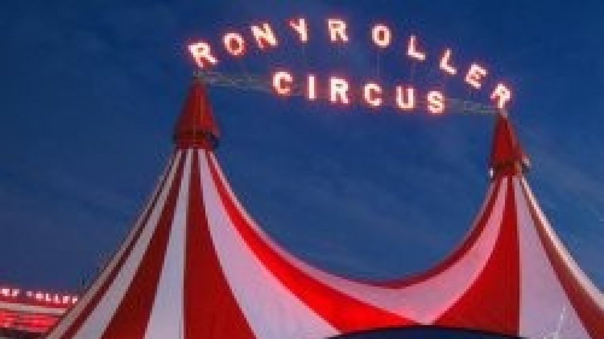 El circo Rolly Roller colabora con el Papa y la Limosnería vaticana ofreciendo un espectáculo artístico a personas sin techo y en apuros