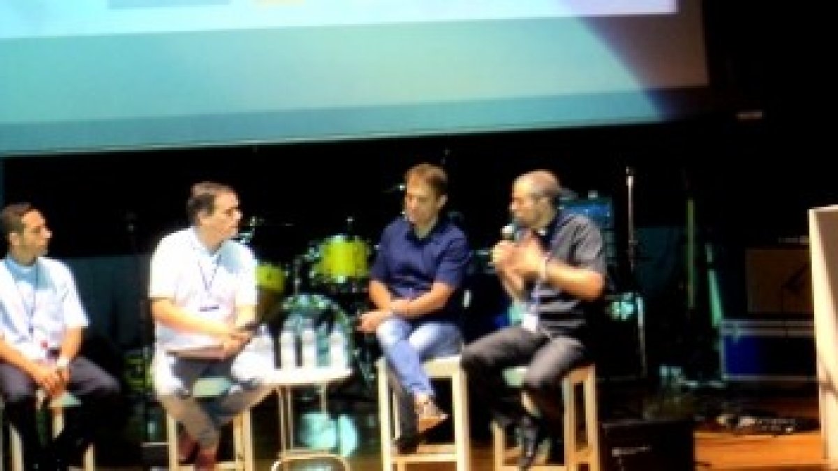 Debate final ENE 2016 - Tote Barrera, padre Fabrizio Ballanti, Álex Navajas, Josué Fonseca y el obispo Novell