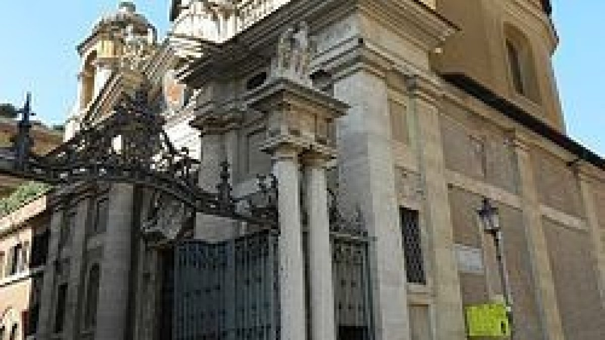 Santa Ana de los Palafraneros, una de las dos parroquias vaticanas - acoge una familia siria