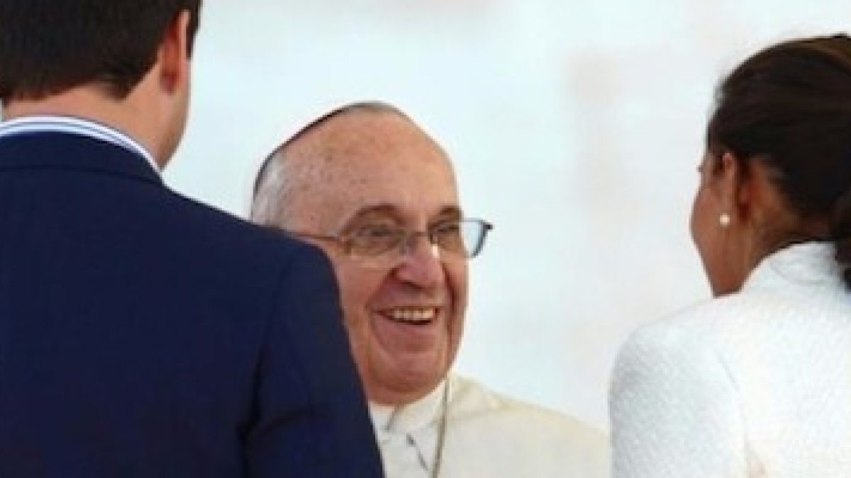 En numerosas audiencias, Francisco ha tenido palabras y gestos hacia parejas jóvenes a punto de casarse, para ofrecerles algunos consejos sobre la vida matrimonial.