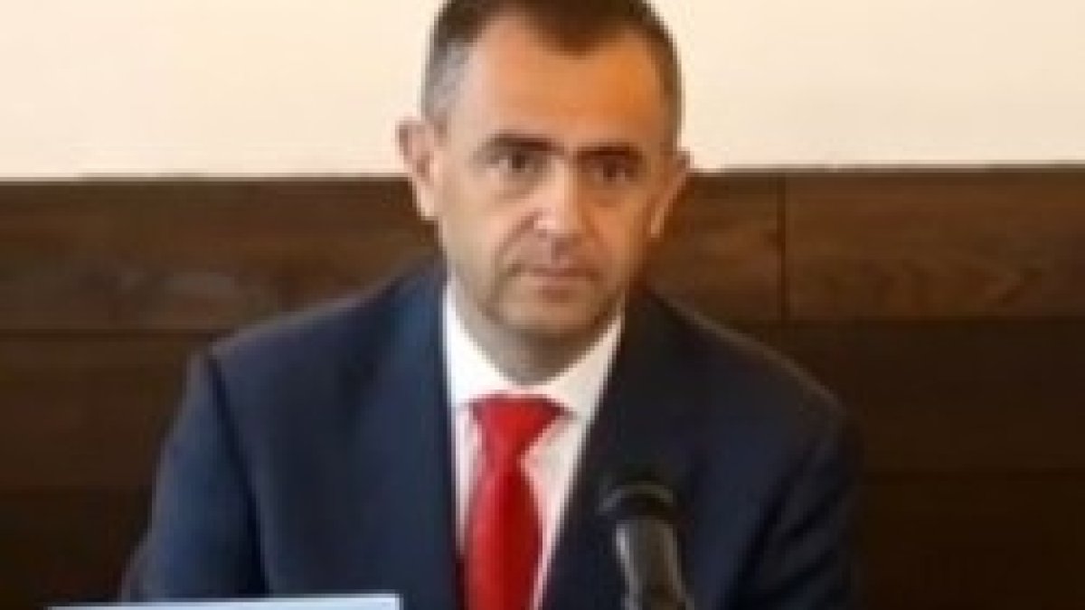 Giménez Barriocanal al presentar la Memoria de 2014, de 90 páginas