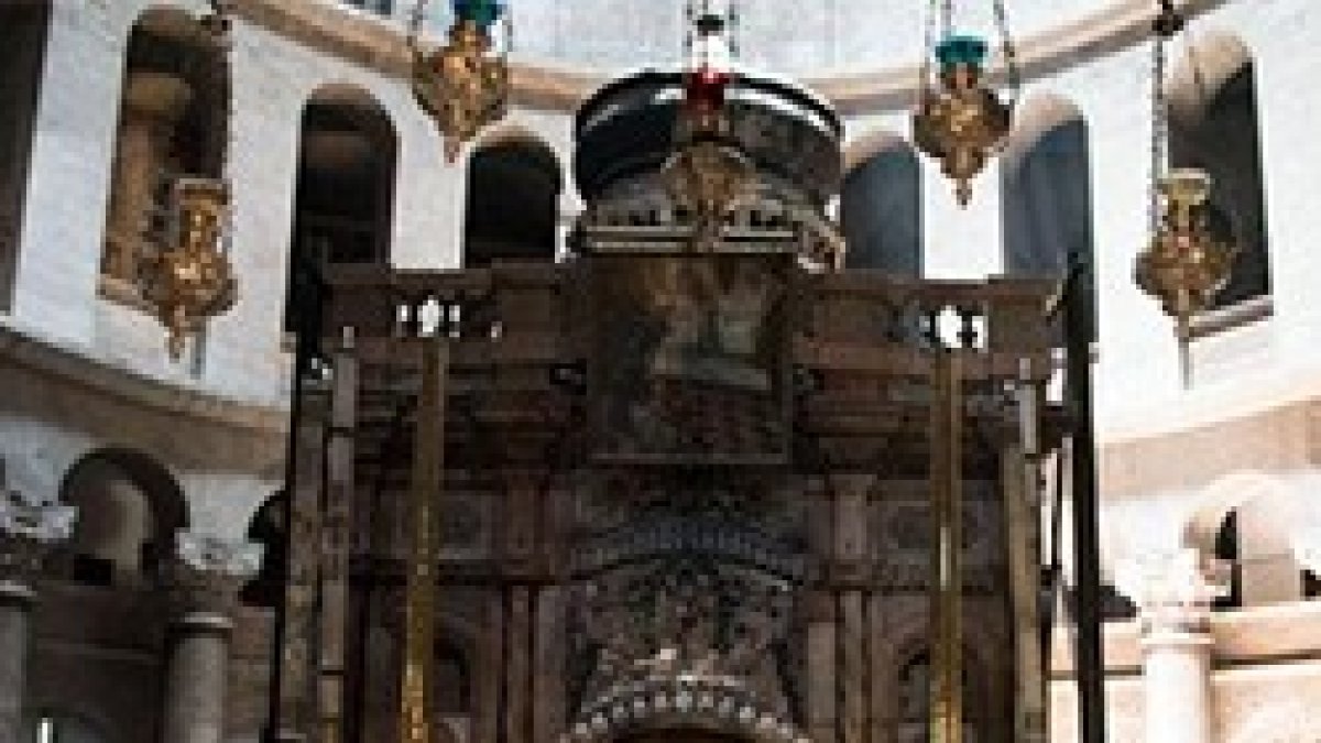 Tras un acuerdo entre católicos, ortodoxos y armenios, comienzan la restauración del Santo Sepulcro