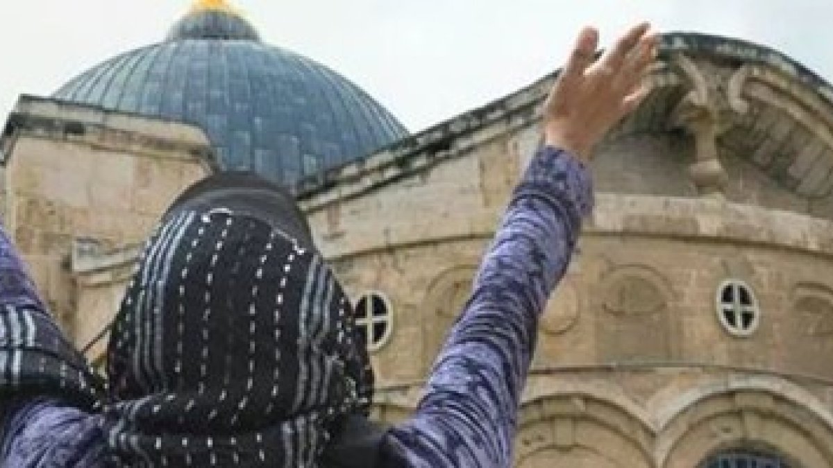 Emmanuelle pasó 12 años buscando a Jesús a escondidas en El Líbano, ahora es católica maronita