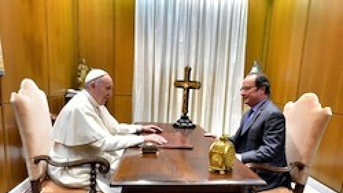 El asesinato del padre Jacques Hamel estuvo muy presente en la reunión de este miércoles entre el Papa y el presidente francés.