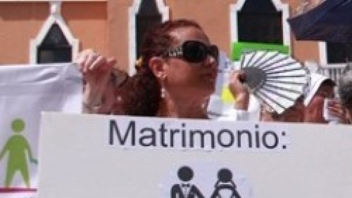 Los defensores de la familia y el matrimonio en México están aprendiendo a organizarse y manifestarse cada vez con más eficacia