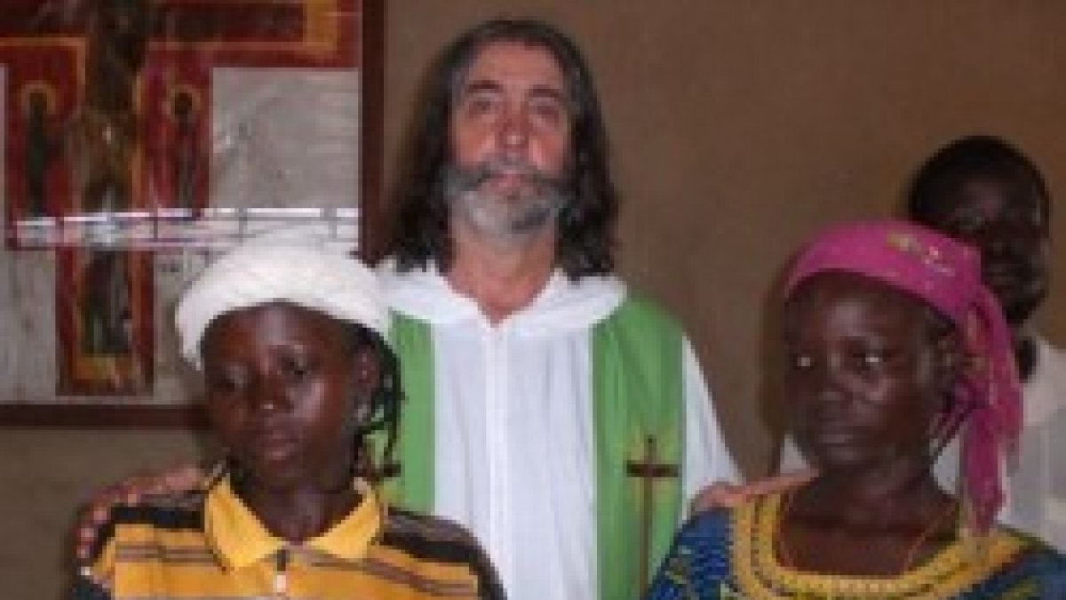 El sacerdote misionero Mauro Armanino desde Níger - los cristianos perdonan, pero piden justicia y reparación