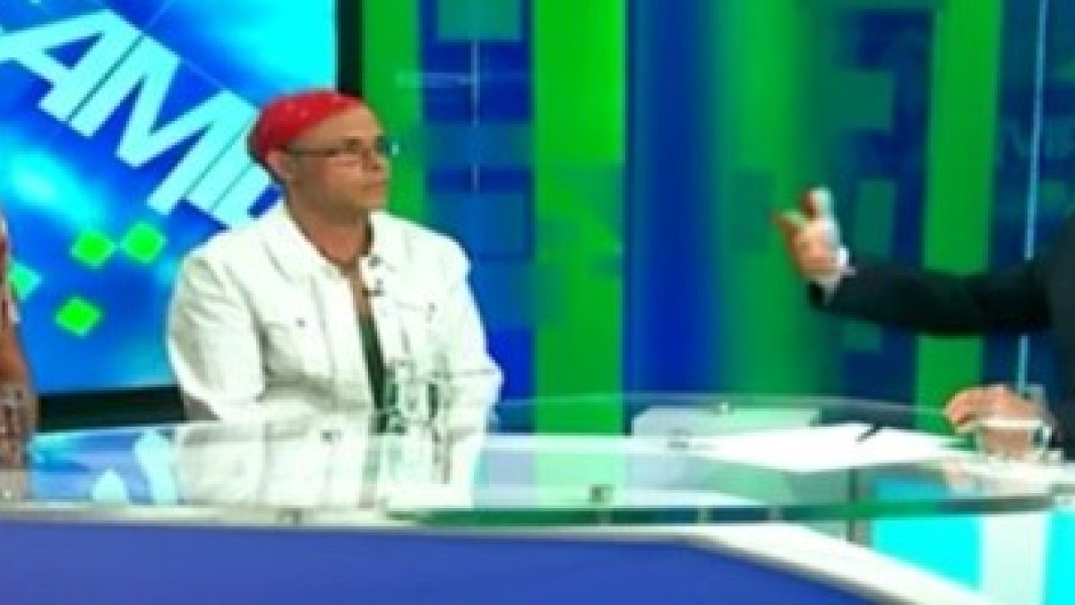 Paul y Maritza, dos ex-transexuales, en el programa Camilo de CNN en español, piden que no se cambie el sexo a niños