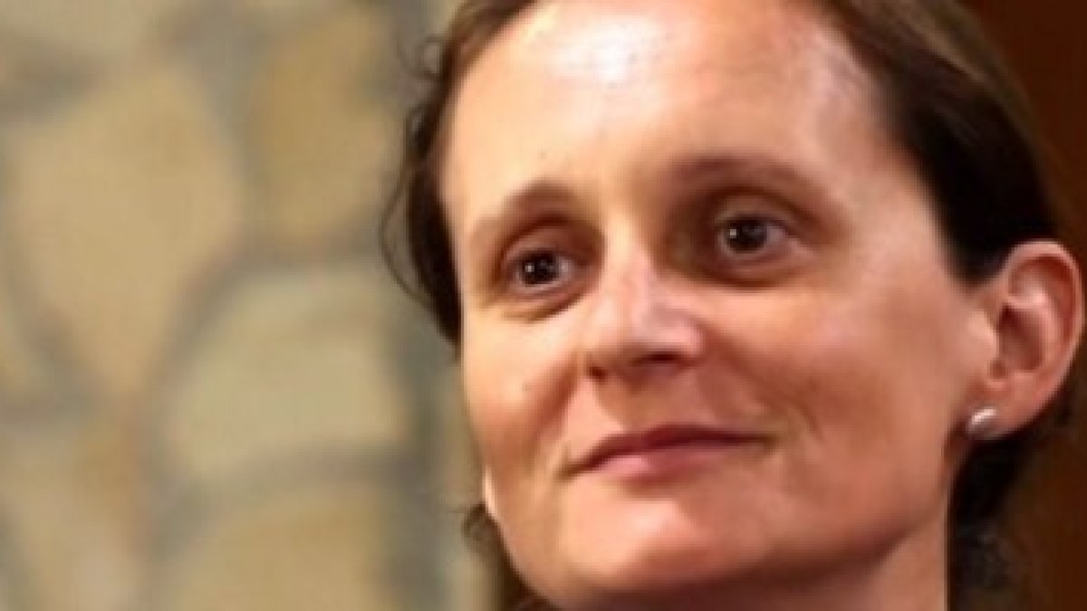 María de Selva es economista y madre de 5 hijos, y explica el valor del Rosario diario en su familia