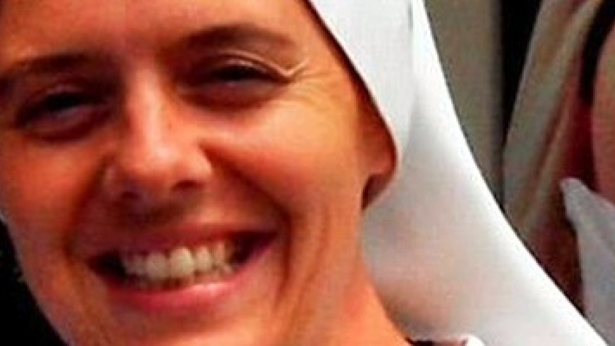 La joven Clare continuó con sus planes de vida tras convertirse a Cristo, hasta que comprendió que el plan de Dios para ella era otro.