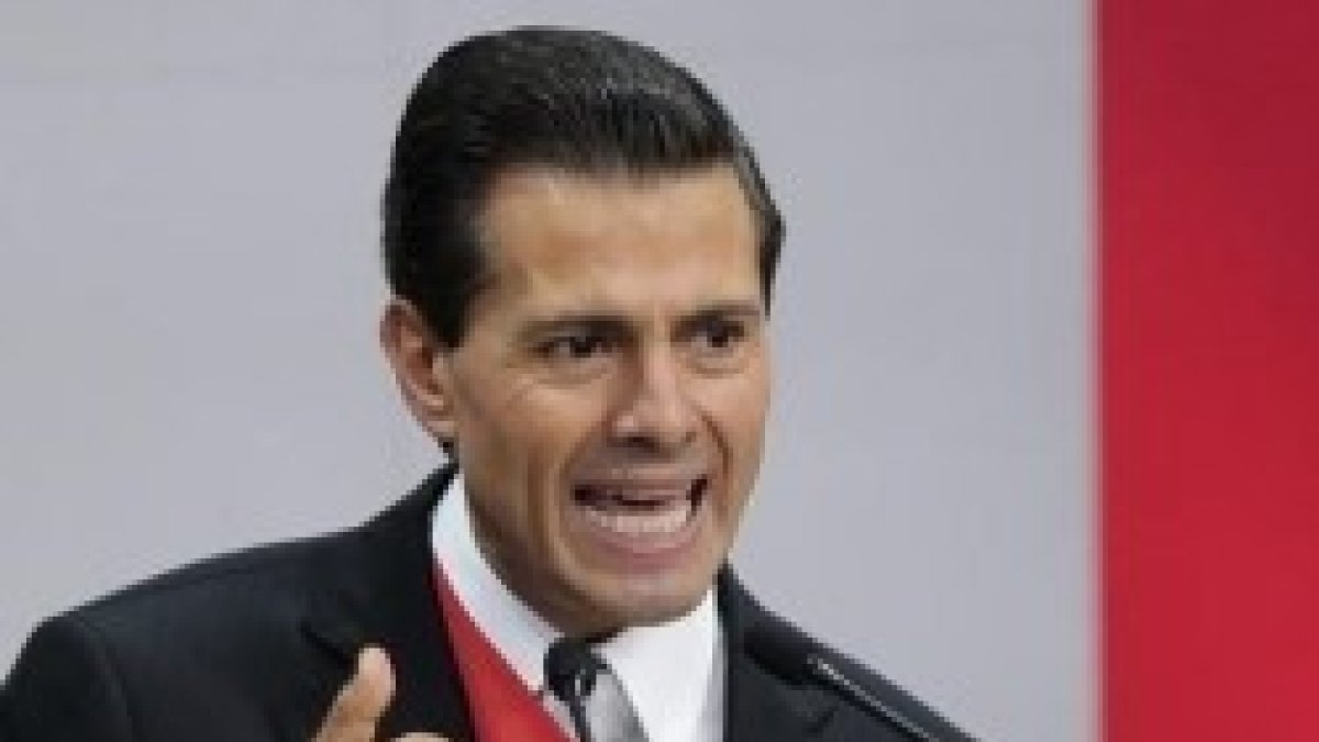 Enrique Peña Nieto asume la doctrina de los lobbies gays y LGBT y quiere redefinir el matrimonio en México