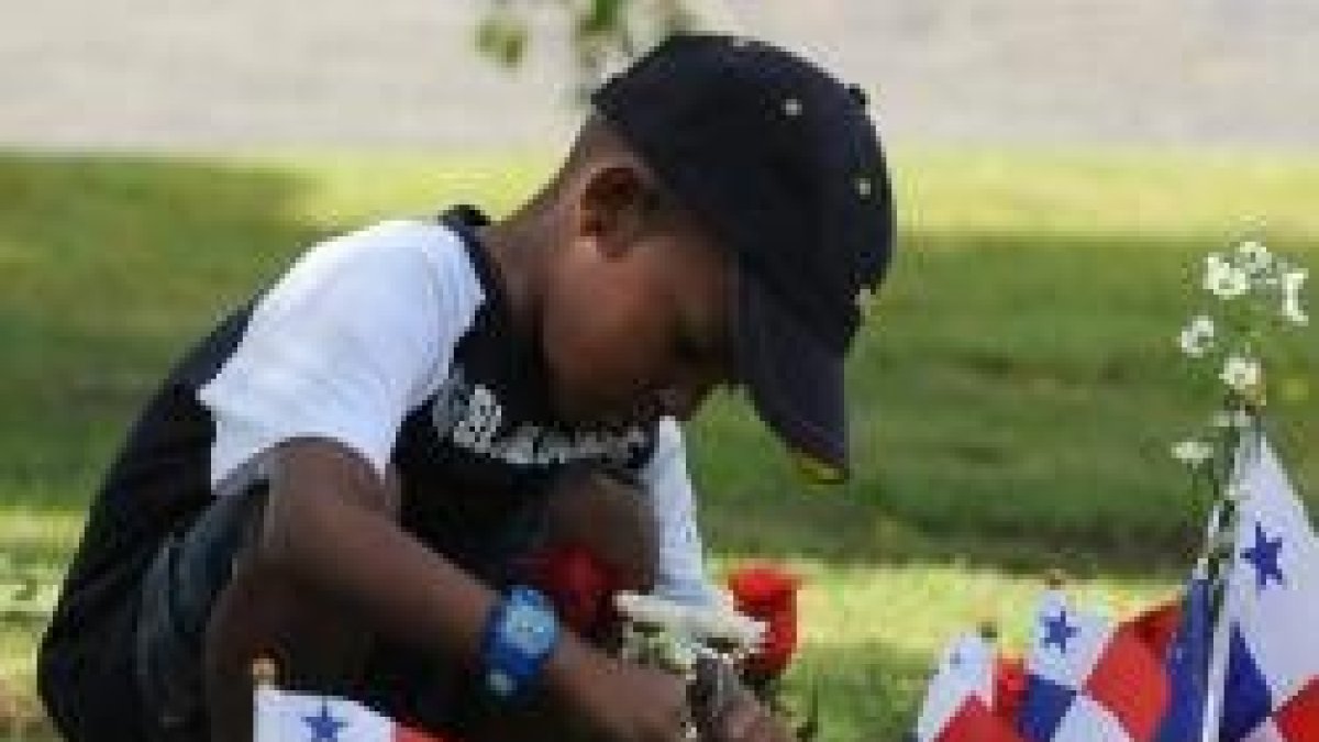 Día de Difuntos en Panamá, con el alcohol y los bailes prohibidos por un día