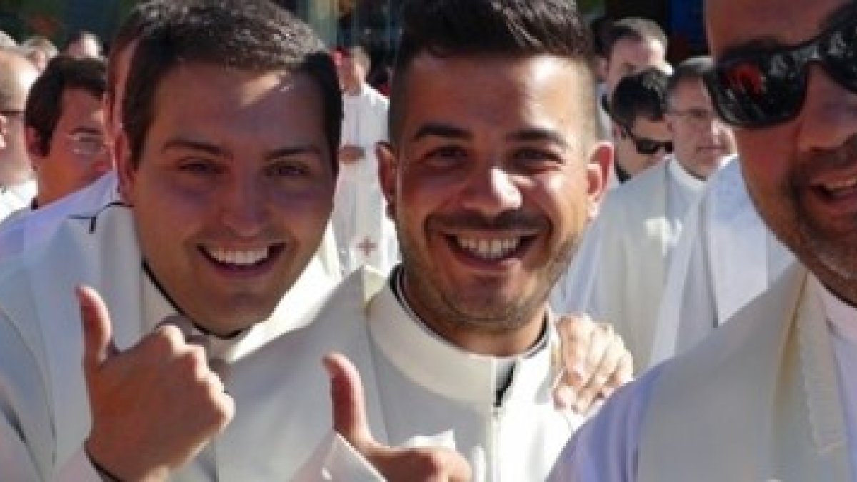 José Vilaplana anima a los feligreses a formar comunidad, a rezar con sus sacerdotes y a proyectar con él. Lo importante es que no se sienta solo